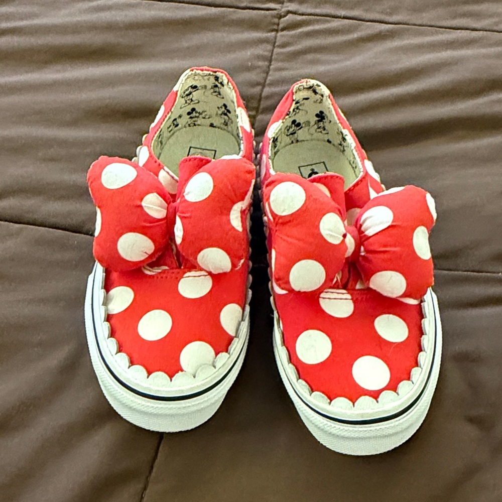 Disney Minnie Mouse Vans little girl size 1